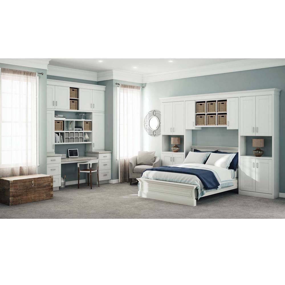 White 3-Drawer Base Cabinet U5391