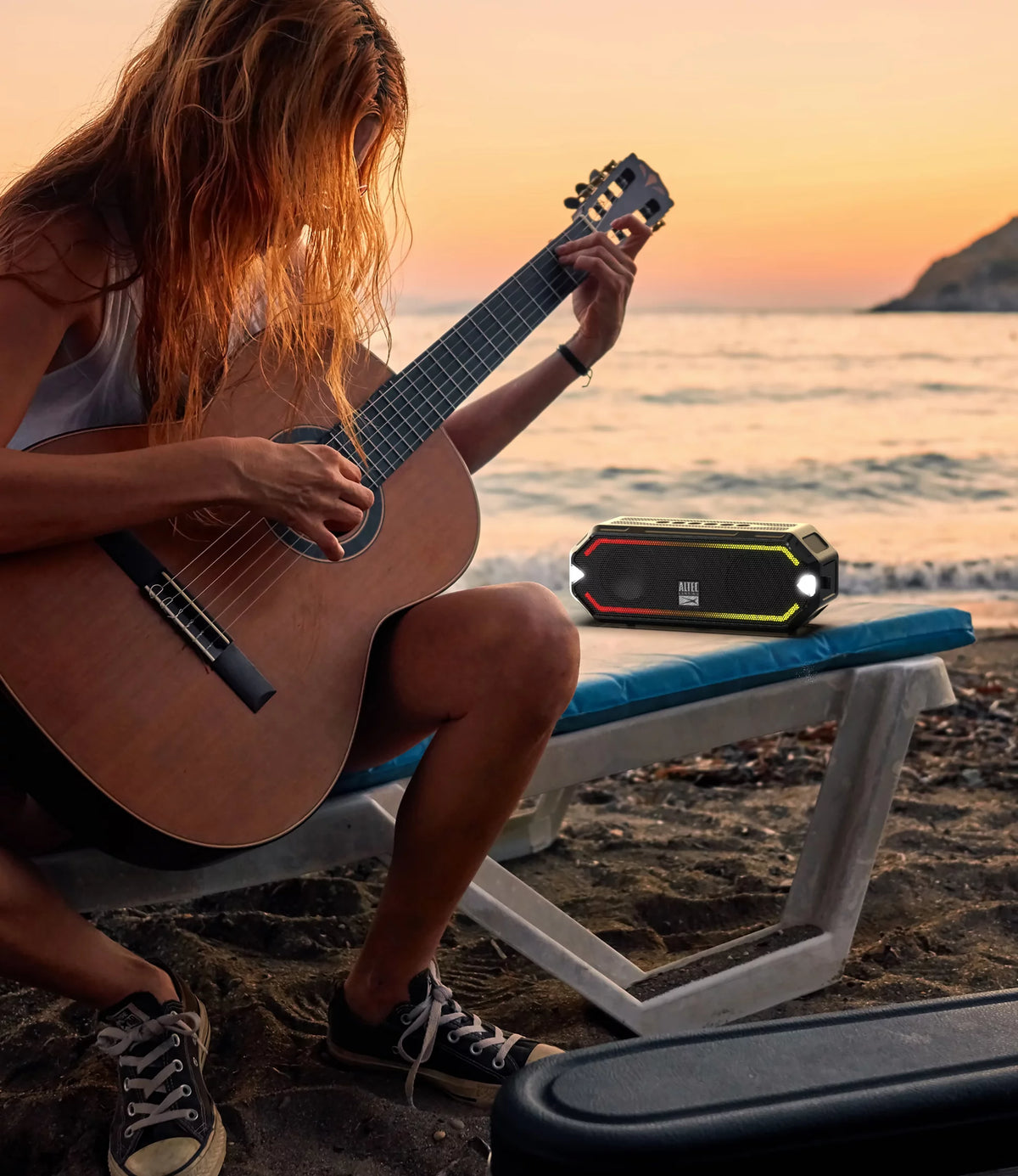 Black Wireless Bluetooth Speaker F817507