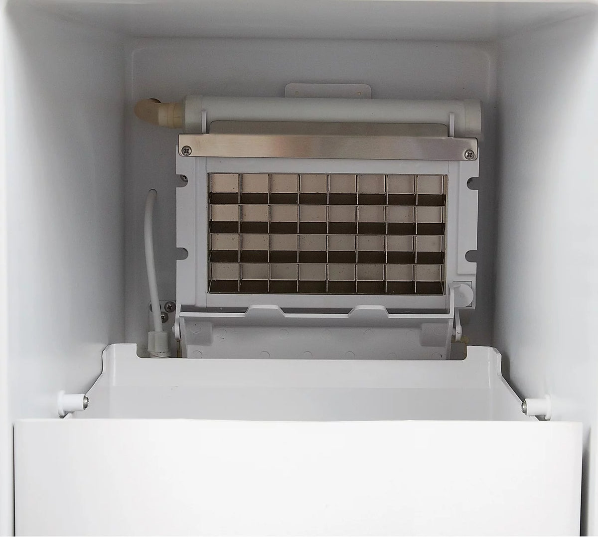 Compact Self-Contained Ice Machine B296