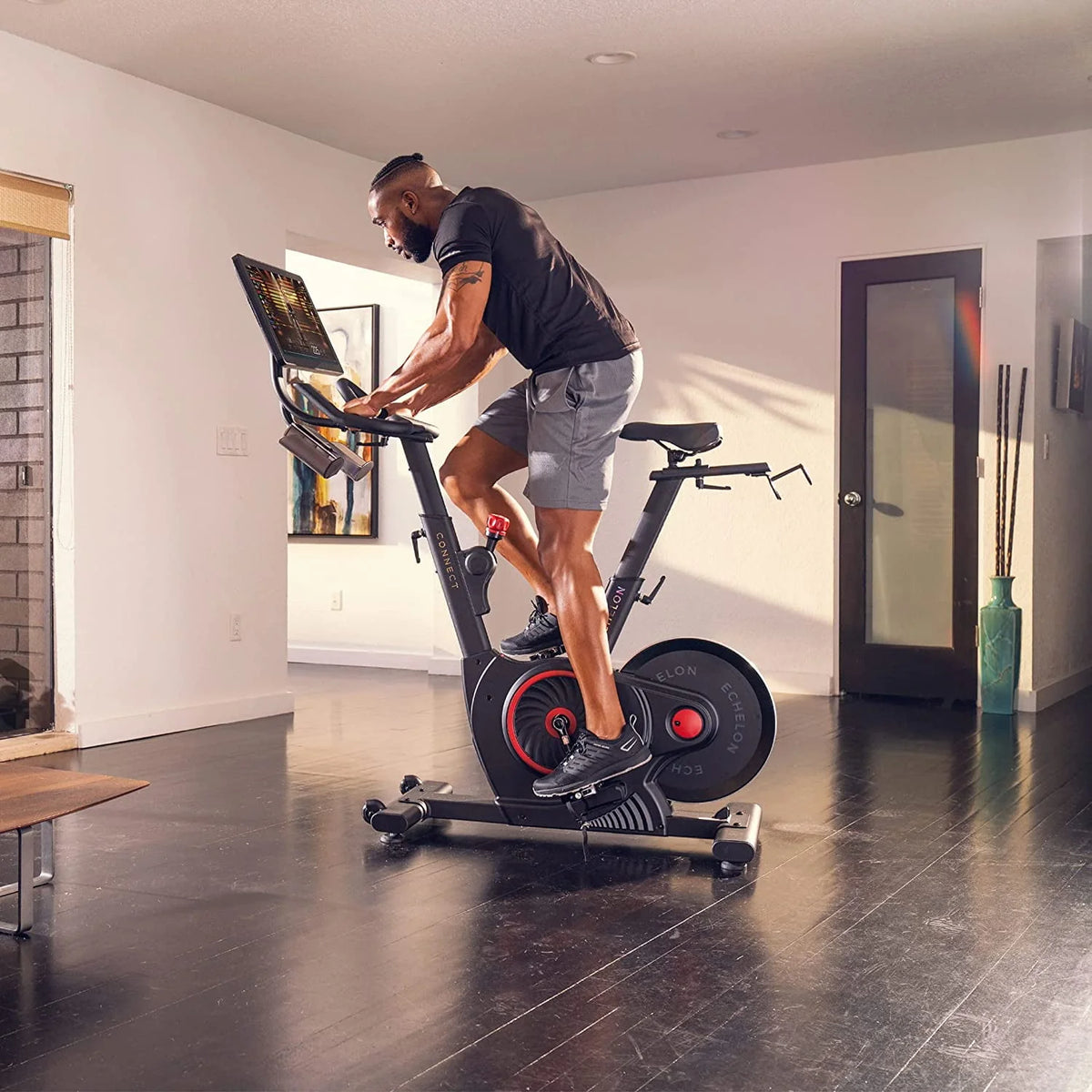 Smart Fitness Bike with 32 Resistance Levels Q8718