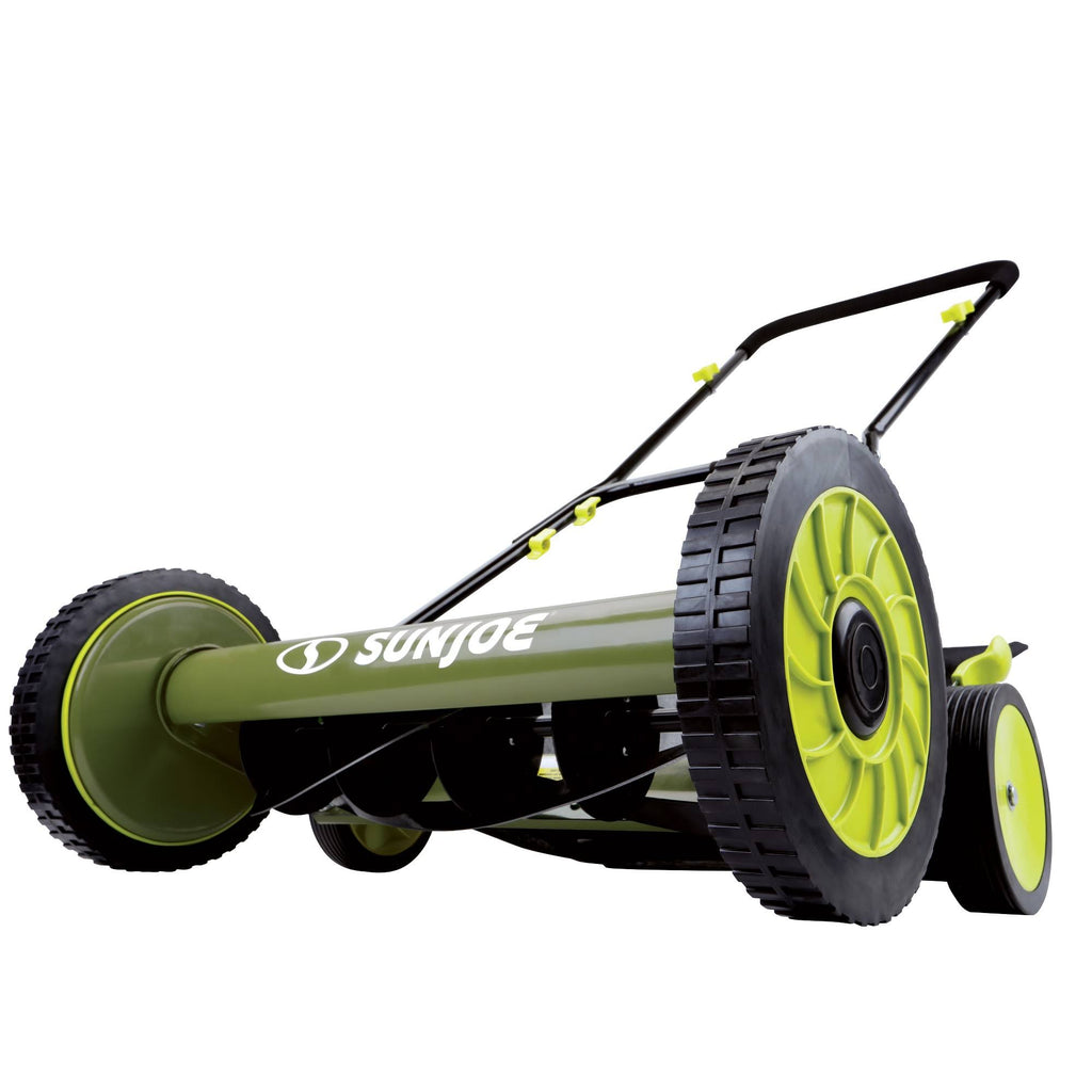 Black Manual Reel Mower with Grass Catcher R841