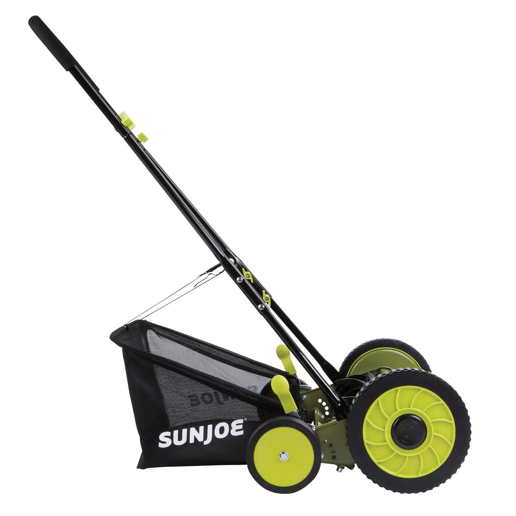 Black Manual Reel Mower with Grass Catcher R841