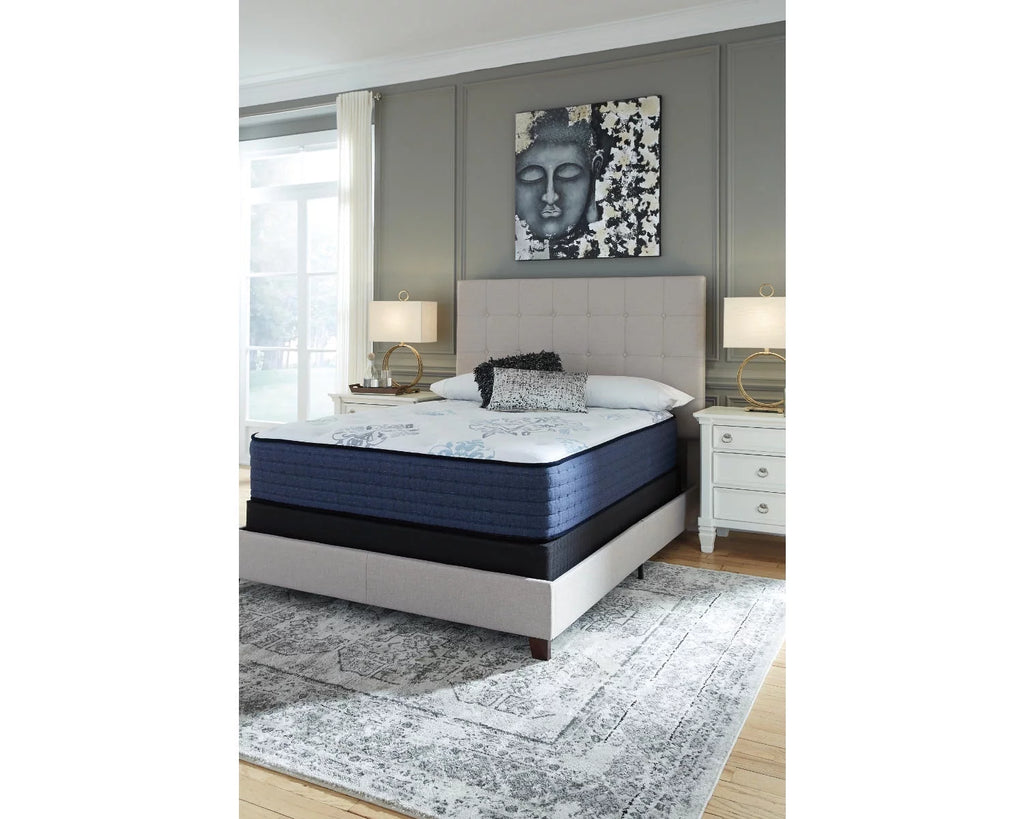 California King White Firm Mattress U3051