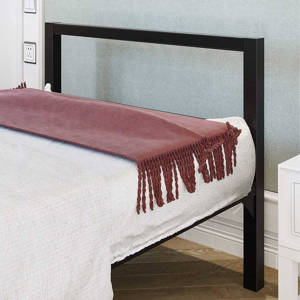 Twin Size Black Metal Bed Frame with Headboard G6069