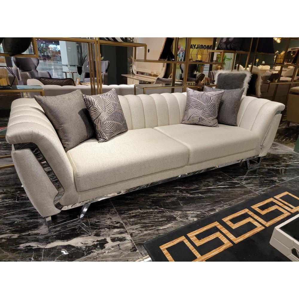 Cream 3 Seat Sofa F6569