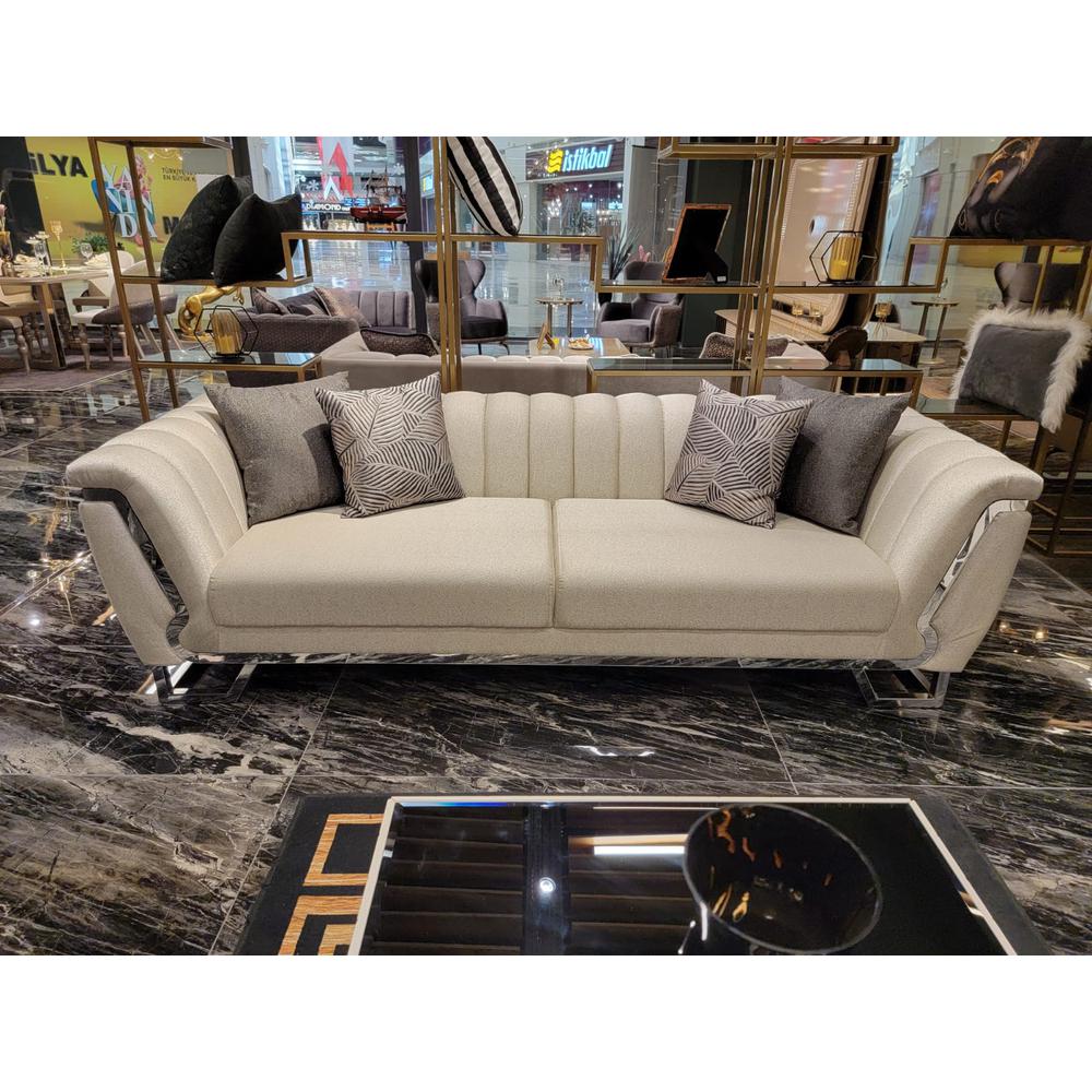 Cream 3 Seat Sofa F6569